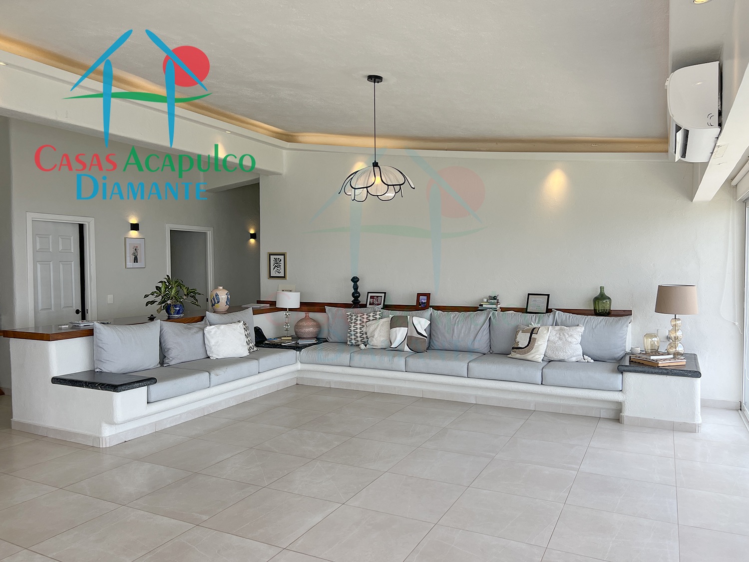 Punta Pichilingue E PH - Estancia 8